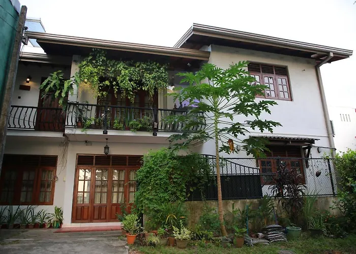 Colombo Orchid Villa